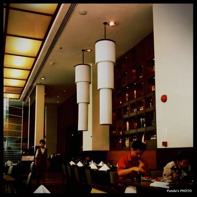 Café De Nimes Restaurant ที่ ร้านอาหาร Cafe de nimes Grand sukhumvit bangkok hotels