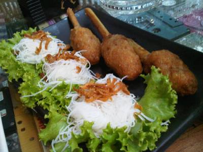 ร้านอาหาร ญ๊วนญวน