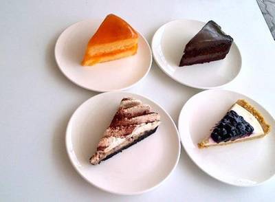 บ้านกลางซอย (ซอยสวนอ้อย) โซนขนมหวาน แนะนำบานอฟฟี่ค่ะ ที่ ร้านอาหาร บ้านกลางซอย (ซอยสวนอ้อย)