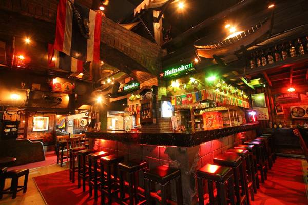 บาร์ของร้าน  ที่ ร้านอาหาร Saxophone Pub & Restaurant