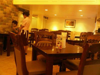 ร้านอาหาร ภัค เบเกอรี่