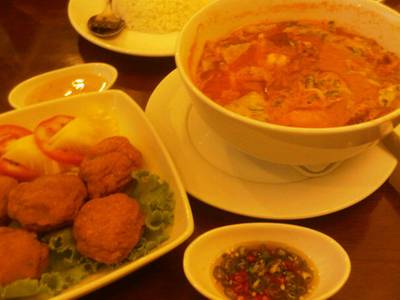 ร้านอาหาร ภัค เบเกอรี่