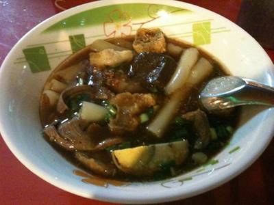 ร้านอาหาร ก๋วยจั๊บสีลม