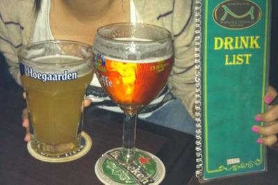 ร้านอาหาร Mulligans Irish Bar