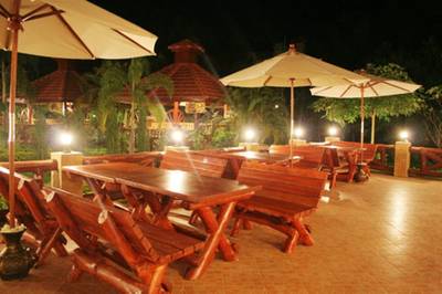 ร้านอาหาร บ้านสวนเศวตกมล ร้านอาหาร บ้านสวนเศวตกมล