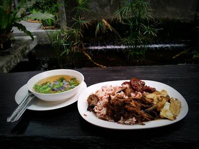 ร้านอาหาร บ้านสวนไผ่สุขภาพ