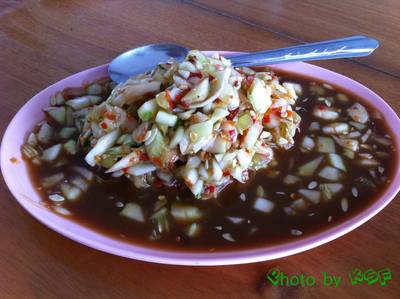ตำแตงปลาร้า ที่ ร้านอาหาร กาฬสินธุ์ กุ้งเผา