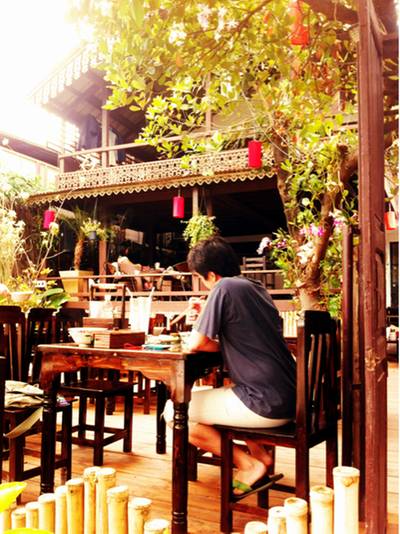 ร้านอาหาร ก๋วยเตี๋ยวเรือปากแดง