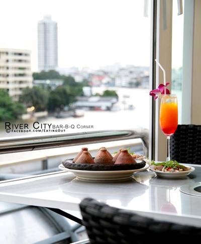 ร้านอาหาร River City Bar B-Q Corner