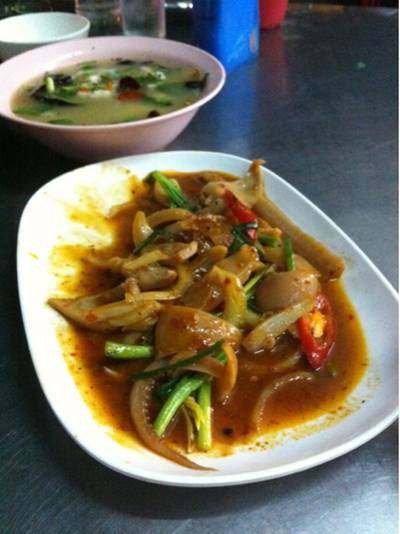 ร้านอาหาร ตี๋กระเพาะปลา (สะพานสอง) ร้านอาหาร ตี๋กระเพาะปลา (สะพานสอง)