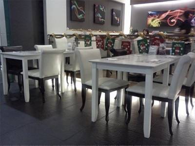 บรรยากาศภายในร้านสบายๆ ที่ ร้านอาหาร Secret Recipe Terminal 21