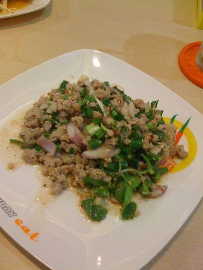 ลาบหมู ที่ ร้านอาหาร Jad Jan จัดจ้าน CDC 