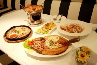 เมนู ที่ ร้านอาหาร Dory Seafood Bistro