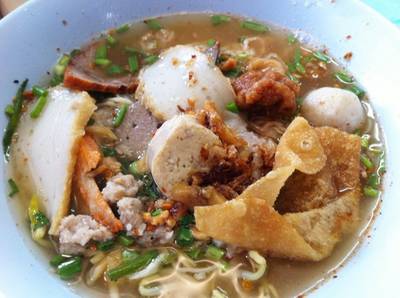 ก๋วยเตี๋ยวต้มยำ ที่ ร้านอาหาร ก๋วยเตี๋ยวหมูศรีย่าน