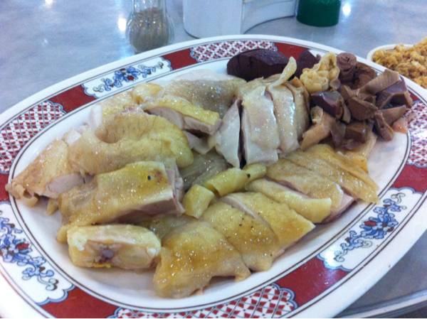 ไก่ตอน ที่ ร้านอาหาร กวนอา