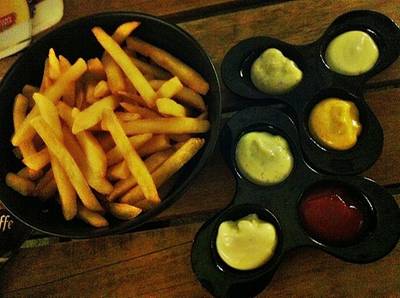 ฺBelgien fries ที่ ร้านอาหาร “Belgian Beer Fest” at K-village
