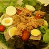 สล้ดทูน่า ไข่ แฮม ที่ ร้านอาหาร Inspire Salad