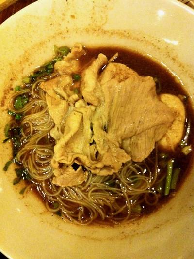 ก๋วยเตี๋ยวเรือกลางกรุง ที่ ร้านอาหาร ก๋วยเตี๋ยวเรือกลางกรุง Festival Walk Festival Walk