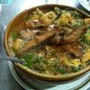 แกงส้มชะอมไข่ใส่ปลาช่อนทอด ที่ ร้านอาหาร ร้านอาหารลุงจ้อย