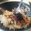 ข้าวหน้ากุ้งทอด (จกไปบางส่วนแล้ว ฮิฮิ) ที่ ร้านอาหาร Torii Shabu and Japanese Restaurant