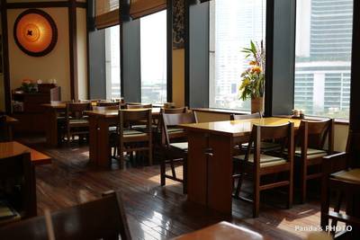 ร้านอาหาร Aoi Emporium