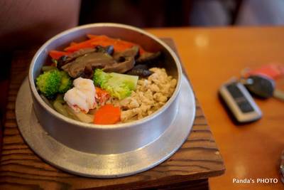 ร้านอาหาร Aoi Emporium
