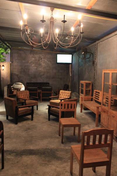มุมถ่ายรูปสวยๆ ที่ ร้านอาหาร เสวนาพาเพลิน (Sewana Paploen Cafe)