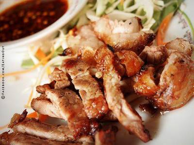 ร้านอาหาร ครกไม้ไทยลาว
