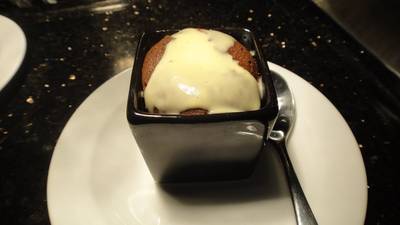 Chocolate souffie ที่ ร้านอาหาร NEXT 2 Café & Terrace