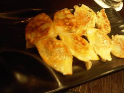 เกี้ยวซ่า (75 บาท) ที่ ร้านอาหาร Chabuton Central Ladprao
