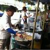 ร้านอาหาร ยุ้ยเผือกทอด เสาชิงช้า