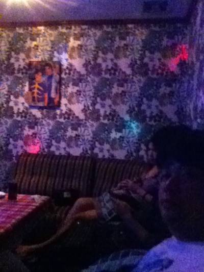 ร้านอาหาร บ้านคาราโอเกะ