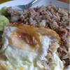 ข้าวผัดหนำเลี๊ยบ+ไข่ดาว ที่ ร้านอาหาร ก๋วยจั๊บญวน