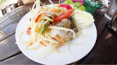 ร้านอาหาร ริมผา ลาภิน