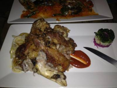 ขาหมูทอด ที่ ร้านอาหาร Vita Bistro