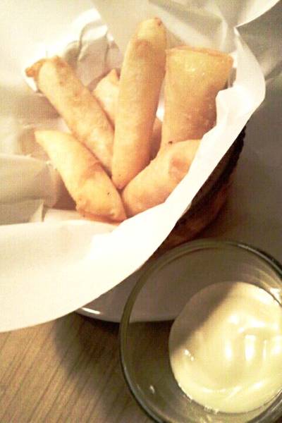 ปอเปี๊ยะแฮมชีส ที่ ร้านอาหาร Cafe & Etcetera By Kloset