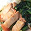 หมูกรอบรสเด็ด ที่ ร้านอาหาร เป็นกันเอง อาหารตามสั่ง