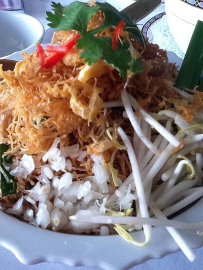ร้านอาหาร เมธาวลัย ศรแดง