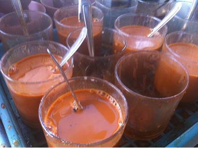 ชานม ขอเจ้าของถ่ายรูป ที่ ร้านอาหาร ชา-กาแฟโบราณ 12 อร่อย