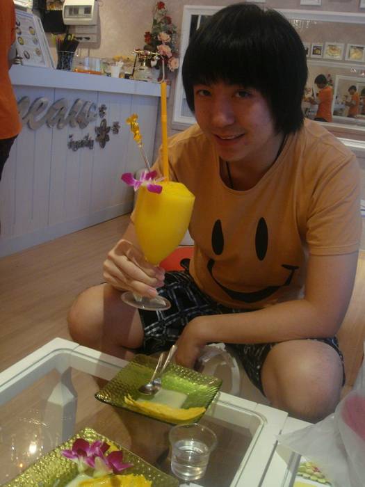 กินๆๆๆๆ ^o^ ที่ ร้านอาหาร Knoneaw สยามสแควร์