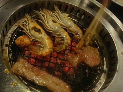 จัดลงเตาซะ ที่ ร้านอาหาร Kaiteki Yakiniku