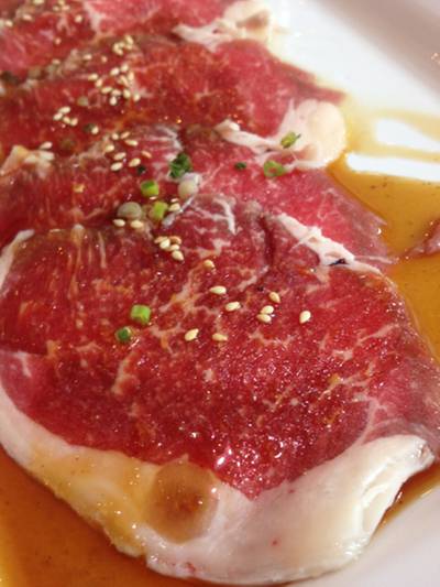โมชิ โมชิ ยากินิกุ ที่ ร้านอาหาร Moshi Moshi Yakiniku Pure Place โมชิ โมชิ ยากินิกุ ที่ ร้านอาหาร Moshi Moshi Yakiniku Pure Place