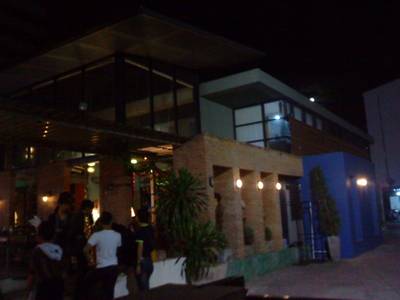 Café De Bangkok ที่ ร้านอาหาร Cafe de bangkok (Groove Room เก่า)