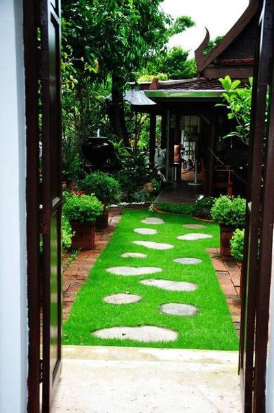 ร้านอาหาร Ease