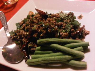 ร้านอาหาร รับลมริมน้ำ