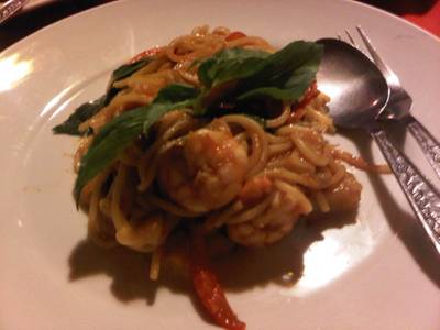 ร้านอาหาร รับลมริมน้ำ
