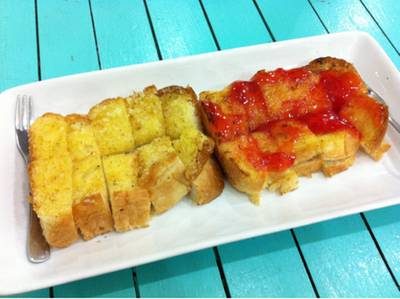 ร้านอาหาร หนิง นมสด
