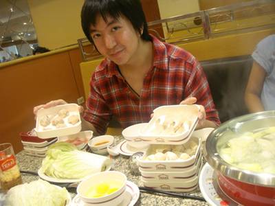 สั่งมาเต็มโต๊ะเลย ที่ ร้านอาหาร เท็กซัสสุกี้ สัมพันธวงศ์ 