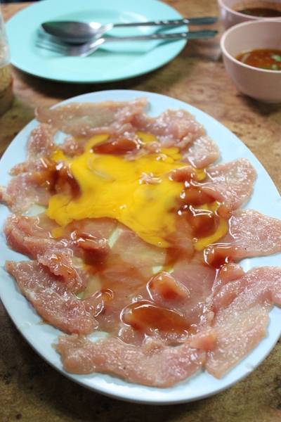 จิ้มจุ่มหมู ที่ ร้านอาหาร ลีโอ ซีฟู๊ด