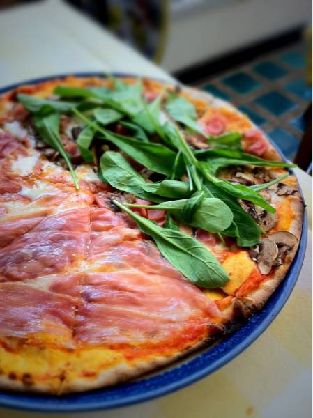 ร้านอาหาร Pizzeria Limoncello